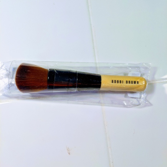 Bobbi Brown Other - Bobbi Brown Full Coverage Face Brush